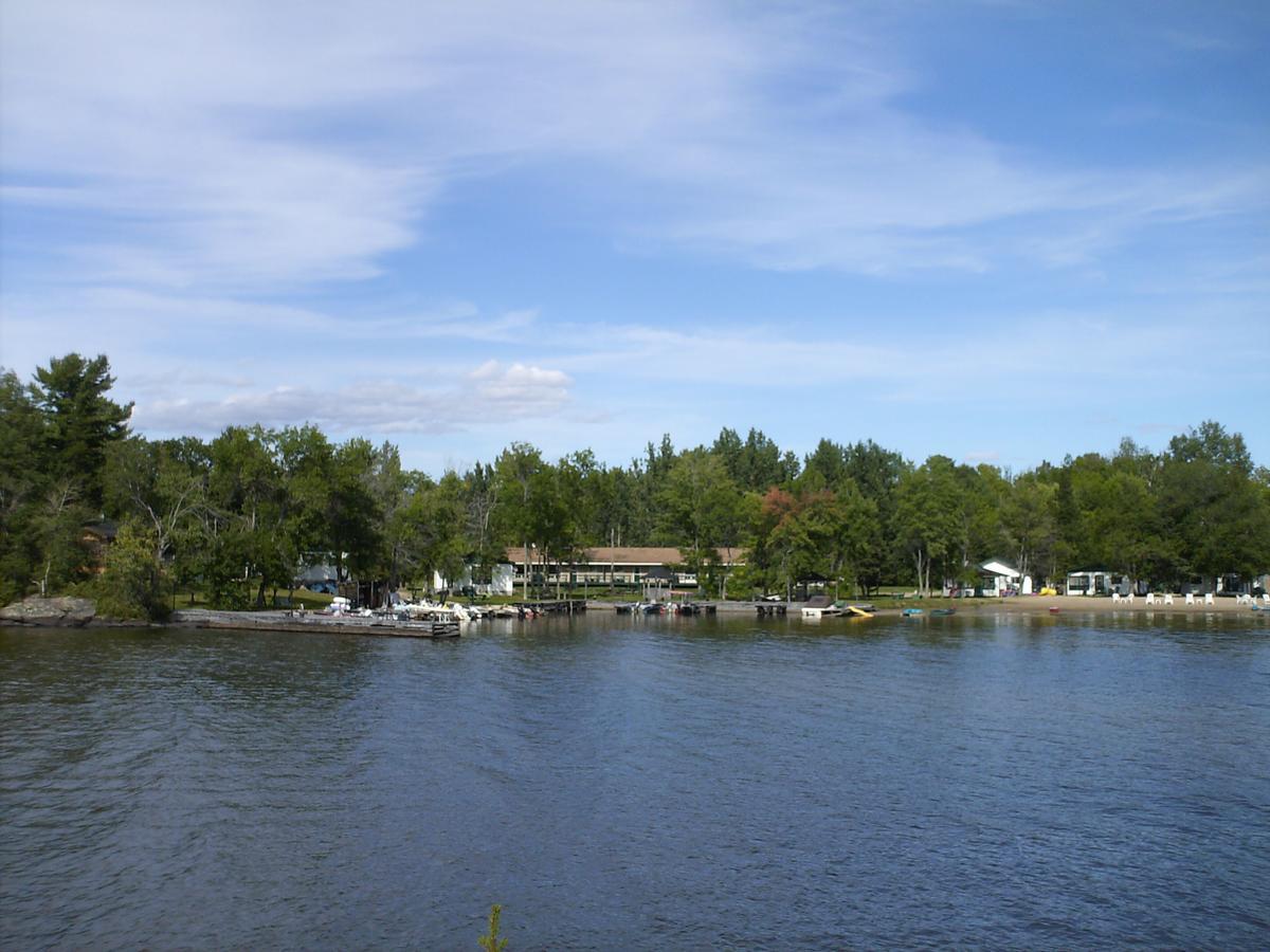Chalkley'S Sandy Bay Cottage Resort Nipissing Beach Zewnętrze zdjęcie