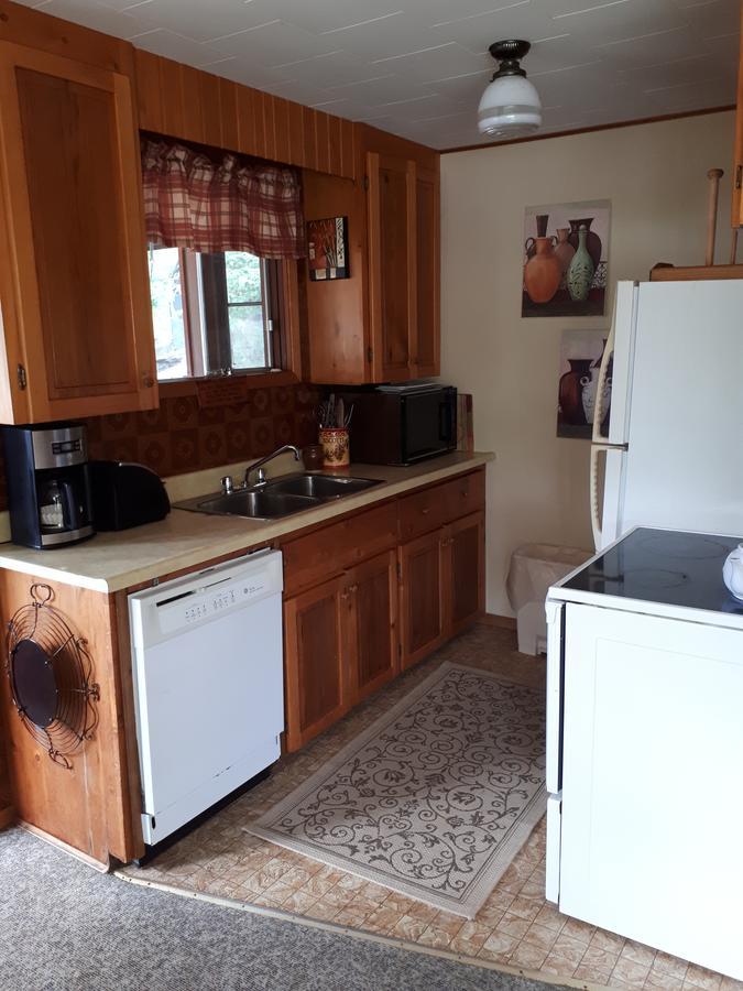 Chalkley'S Sandy Bay Cottage Resort Nipissing Beach Zewnętrze zdjęcie