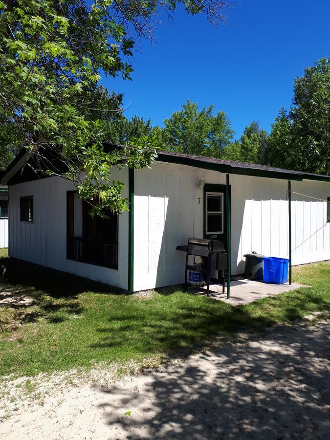 Chalkley'S Sandy Bay Cottage Resort Nipissing Beach Zewnętrze zdjęcie